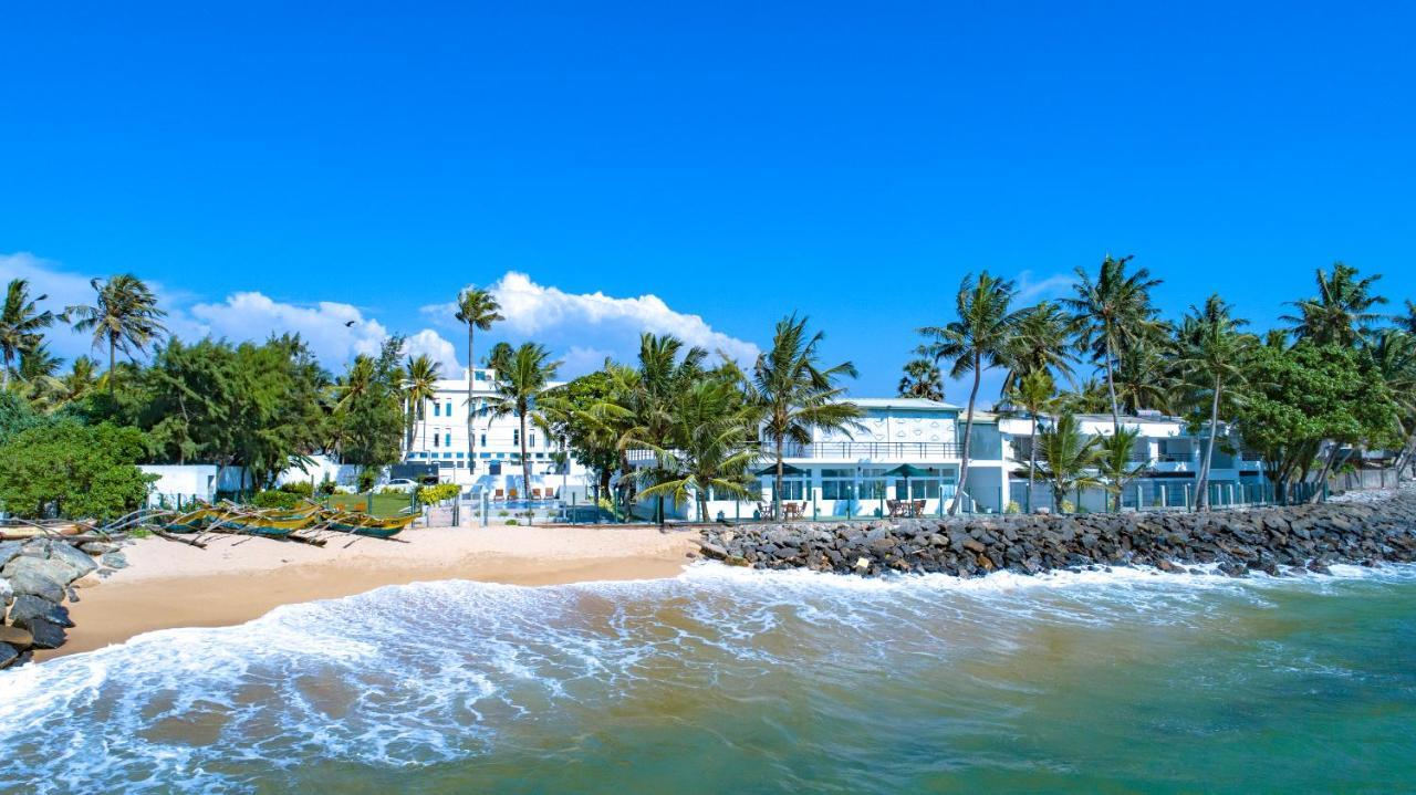 Manara Beach Resort Берувала Екстер'єр фото