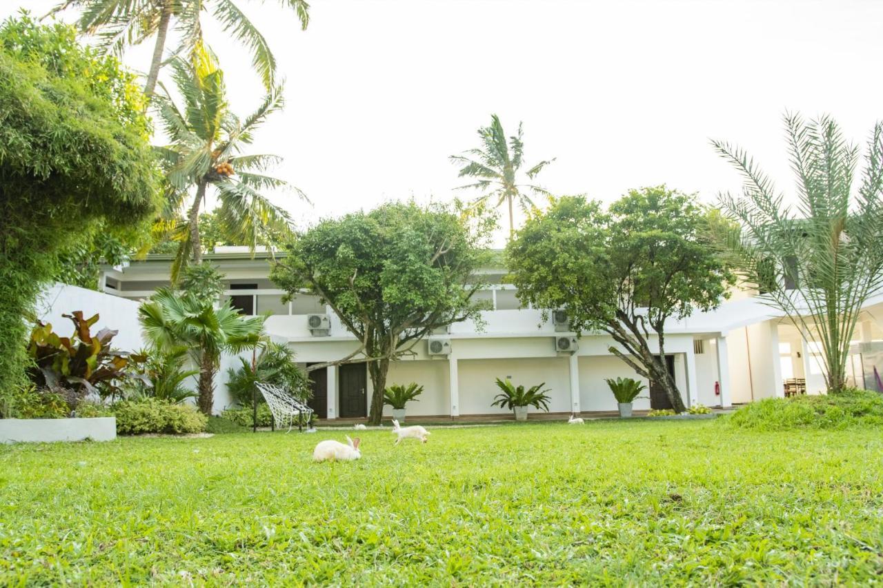 Manara Beach Resort Берувала Екстер'єр фото