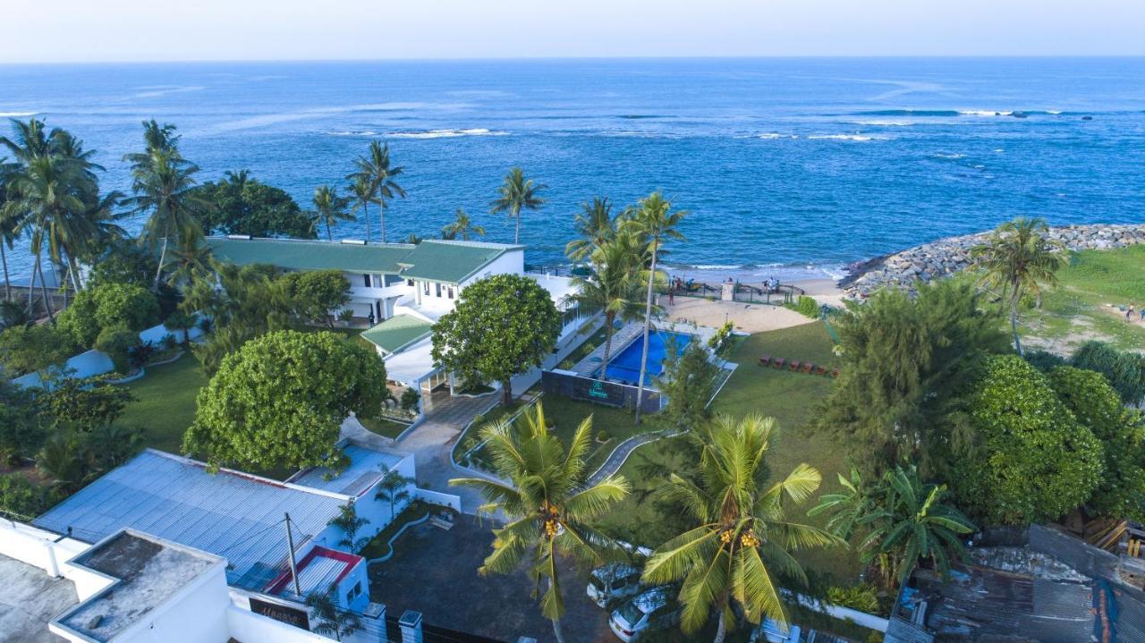 Manara Beach Resort Берувала Екстер'єр фото