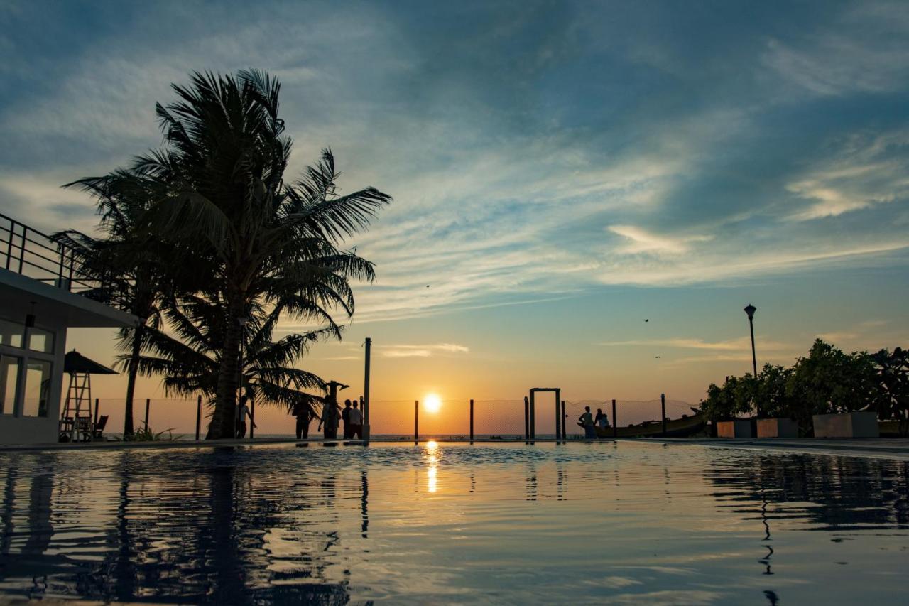 Manara Beach Resort Берувала Екстер'єр фото