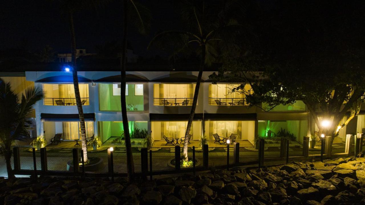 Manara Beach Resort Берувала Екстер'єр фото
